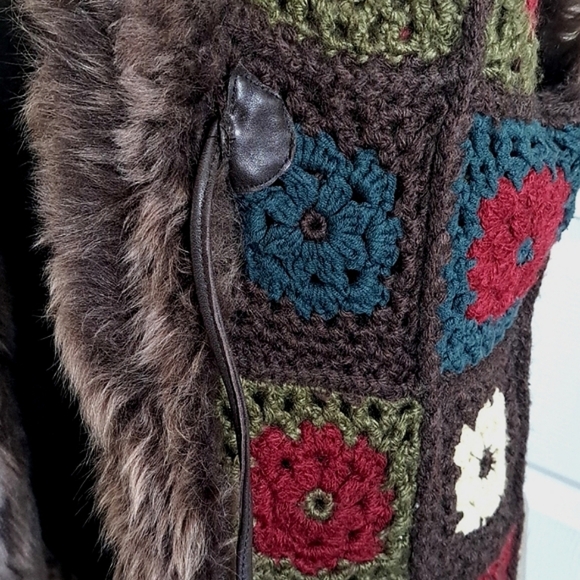 Crochet Pattern Granny Square Reversible Fur Patchwork Long Heavy Cardigan Coat - Picture 5 of 15